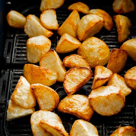 Roasted Potatoes In Air Fryer, Air Fryer Roasted Potatoes, Potatoes In Air Fryer, Oven Roasted Whole Chicken, Pan Fried Pork Chops, Frozen Chicken Nuggets, Crunchy Potatoes, Fried Pork Chops, Whole Roasted Chicken