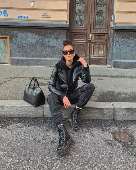 IVONA ZUPET 🦂 on Instagram: ““ I am the one who knocks!”” Dr Martens Outfit Black, Dr Martens Jadon Outfit, Jadon Dr Martens Outfit, Jadon Outfit, Jadon Dr Martens, Ivona Zupet, Shiseido Ultimune, Dr Martens Outfit, Jadon Boots