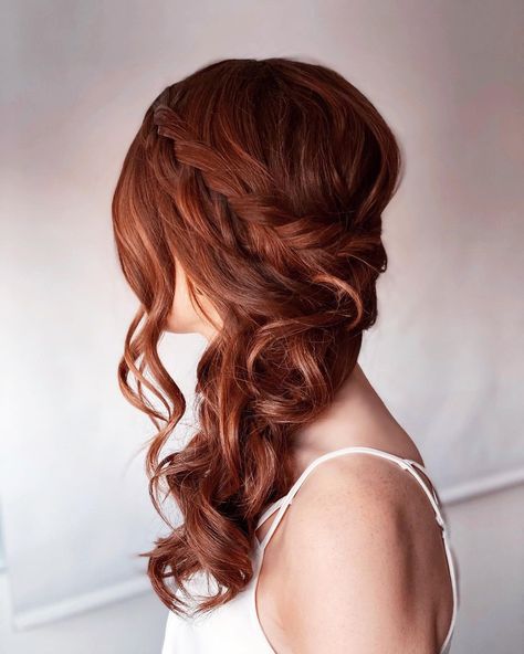 Curly Side Do Wedding, Half Up Half Down Hair One Side, Down To The Side Hairstyles, Wedding Hairstyles Side Swept Curls, Bridesmaid Hairstyles Down To The Side, Bridesmaid Hair To One Side, Long Side Hairstyles Wedding, Half Updo Side Swept, Half Up Half Down Hair Side Swept