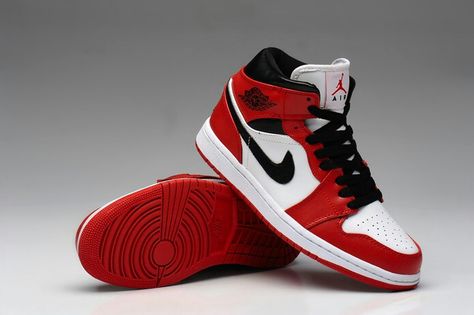 Nike Tenis Nike Jordan, Nike Tn Air, Nike Tenis, Nike Air Jordan Shoes, Nike Kicks, New Jordans Shoes, Jordans Girls, Michael Jordan Shoes, All Nike Shoes