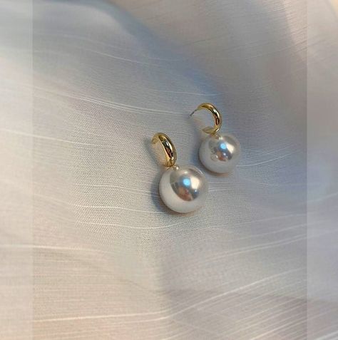 Pearl earrings/Geometric earrings/Vintage earrings/Retro | Etsy Handmade Pearl Jewelry, Round Pearl Earrings, Pearl Earrings Designs, Real Pearl Earrings, Blue Opal Earrings, Mother Of Pearl Jewelry, Jewelry Mirror, Big Pearl, Retro Earring