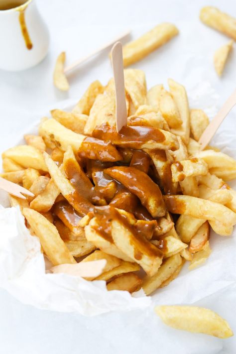 Chinese Curry Sauce And Chips Recipe - My Morning Mocha Chip Shop Curry Sauce Recipe, Easy Curry Sauce, Chinese Curry Sauce, Chip Shop Curry Sauce, Chinese Curry, Curry Sauce Recipe, Chinese Spices, Homemade Recipe, Chips Recipe