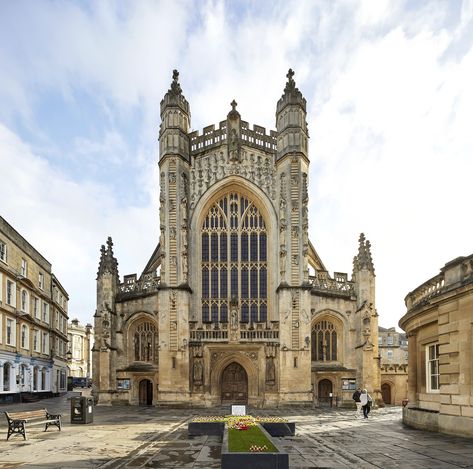 Bath Abbey, City Of Bath, Georgian Buildings, Underfloor Heating Systems, Water Powers, Religious Architecture, Thermal Comfort, Exhibition Space, Heating Systems