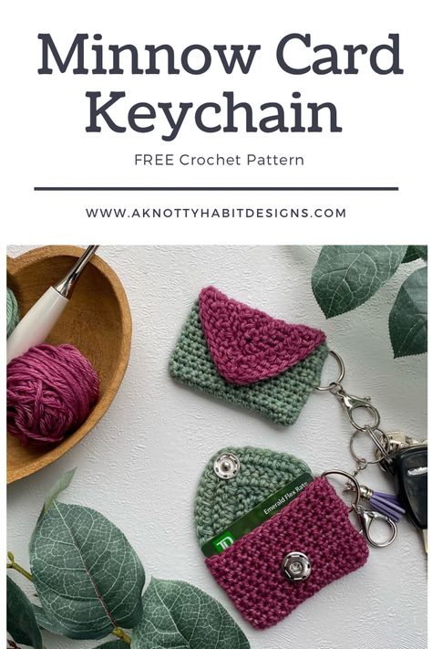 Easy Crochet Patterns To Sell, Croche Keychains, Small Crocheted Gifts, Crochet Card Holder Pattern, Crochet Key Holder Pattern Free, Crochet Keychain Holder, Quick Crochet Keychain, Key Holder Crochet Free Pattern, Easy Keychain Crochet