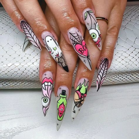 33 Spooky Horror Nail Design Ideas for Halloween - Party & Beyond! Horror Nail Art Designs, Trippy Halloween Nails, Glow Halloween Nails, Pop Art Halloween Nails, Piercing Nails Art Designs, Halloween Gore Nails, Girly Spooky Nails, Halloween Nails Horror, Spooky Nails Ideas