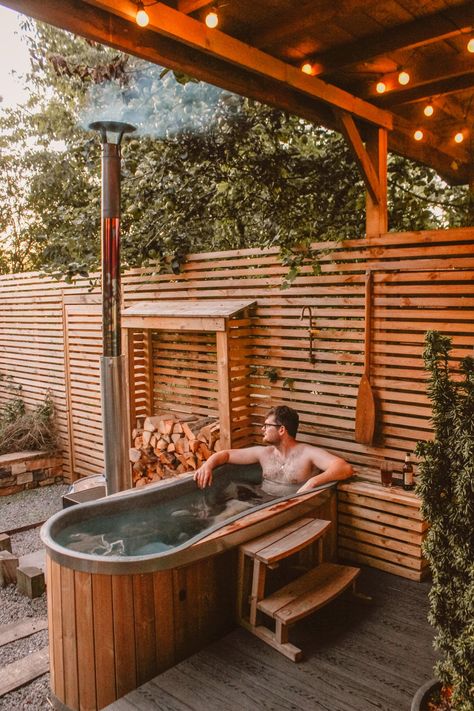 Cabin In The Woods With Hot Tub, Swedish Hot Tub, Tiny House Hot Tub, Scandinavian Hot Tub, Bath Tub Outdoor Garden, Wood Fired Outdoor Bath, Cast Iron Hot Tub, Hot Tub Cold Plunge, Log Burning Hot Tub