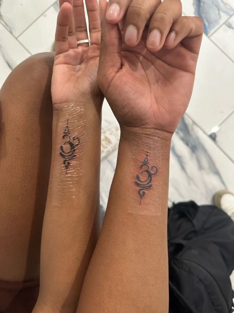 matching tattoo, meaningful tattoo, breathe, tattoos Tattoos For Struggle, Matching Tattoos Symbols, Spiritual Tattoos Matching, Sun And Moon Tattoo Black Woman, Present Tattoo Symbol, Matching Tattoos Spiritual, Spiritual Baddie Tattoos, Matching Earthy Tattoos, Ying Yang Tattoo Behind Ear