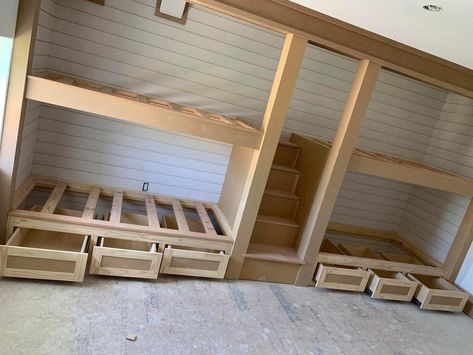 Built In Bunks Small Room, Bunk Room Playroom, Large Bunk Room, Bonus Room With Built In Bunk Beds, Attic Bunkroom, Bunk Room Plans, Loft Bunk Bed Ideas, Built In Bunk Beds With Stairs, Built In Bunks 8 Ft Ceiling