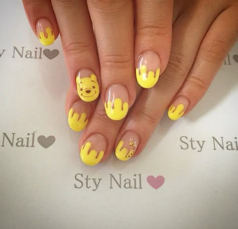 Winnie The Pooh French Tip Nails, Winnie The Pooh Nail Art Simple, Pooh Bear Nails Art, Winnie The Pooh Almond Nails, Classic Winnie The Pooh Nails, Easy Winnie The Pooh Nails, Honey Themed Nails, Whinney Pooh Nails, Simple Cartoon Nail Designs