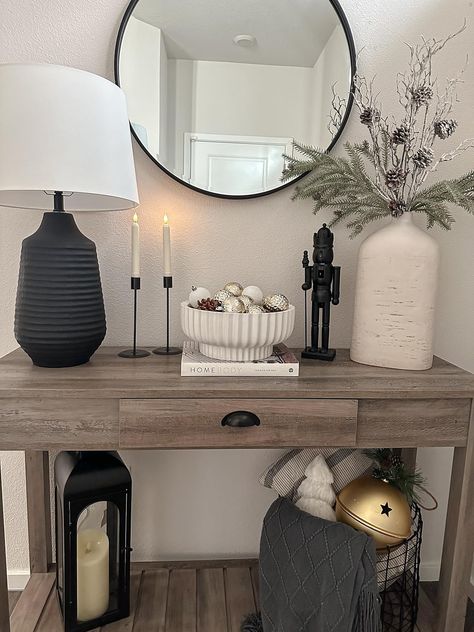 Check out this photo from eviephelps Entry Console Table Decor, Loft Decorating Ideas Upstairs, Entryway Table Styling, Amazon Organization, Bedroom Gadgets, Small Entryway Table, Interior Design Shop, Buffet Table Decor, Accent Table Decor