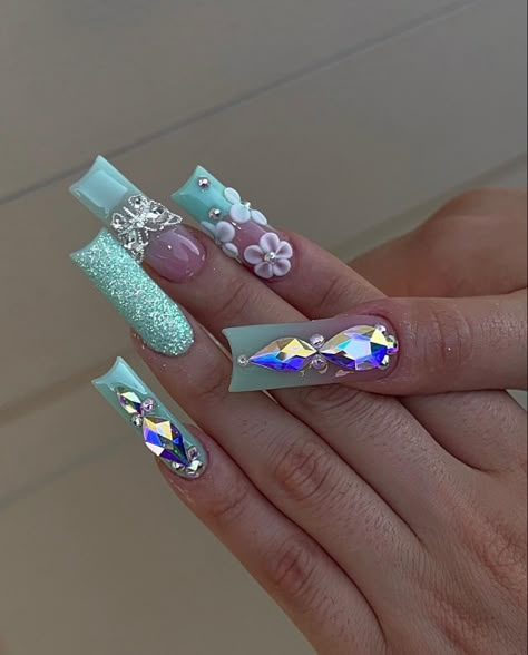 Teal Quince Nails, Teal And Pink Nails Acrylic, Teal Nails With Design, Teal Long Acrylic Nails, Short Spring Nails 2024, Teal Nails With Flower Design, Turquoise Flower Nails, Teal Nails With Pink Flowers, Nails Mom