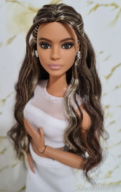 Barbie Doll Hairstyles Step By Step, Hairstyles For Barbie Dolls, Barbie Hairstyles For Dolls, Barbie Doll Photos, Barbie Photo Shoot, Bratz Princess, Barbie Looks Dolls, Barbie Doll Hairstyles, Anime Barbie