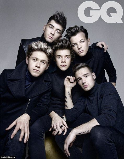 One Direction's Niall Horan, Zayn Malik, Harry Styles, Louis Tomlinson and Liam Payne pose in a recent photo shoot for GQ's September 2013 issue. One Direction Interview, Liam 1d, Four One Direction, Gambar One Direction, One Direction Niall, One Direction Wallpaper, One Direction Photos, Gq Magazine, One Direction Pictures