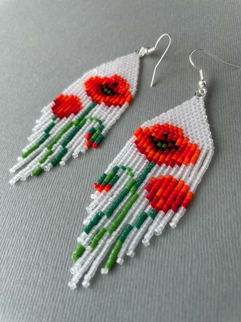 Beaded Poppy earrings with fringe PDF pattern Poppy Beaded Earrings, Poppy Beading Pattern, Beaded Poppy Earrings, Beaded Poppy, Poppy Earrings, Diy Beaded Rings, Bead Loom Designs, Bracelets Handmade Diy, Beading Jewelery