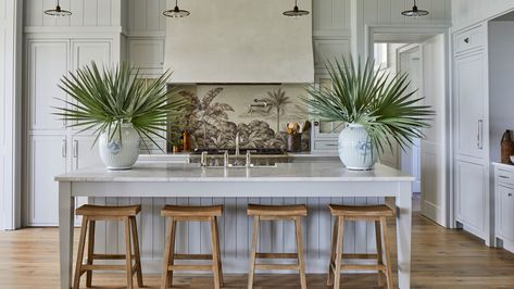 Kitchen from the 2019 Southern Living Idea House featuring Emtek's Westwood pulls, cabinet latches and egg knobs Gracie Studio, Painted Outlets, Heather Chadduck, Cabinet Latches, Southern Living Idea House, Paint Walls, Riverside House, House Wallpaper, Southern Kitchens