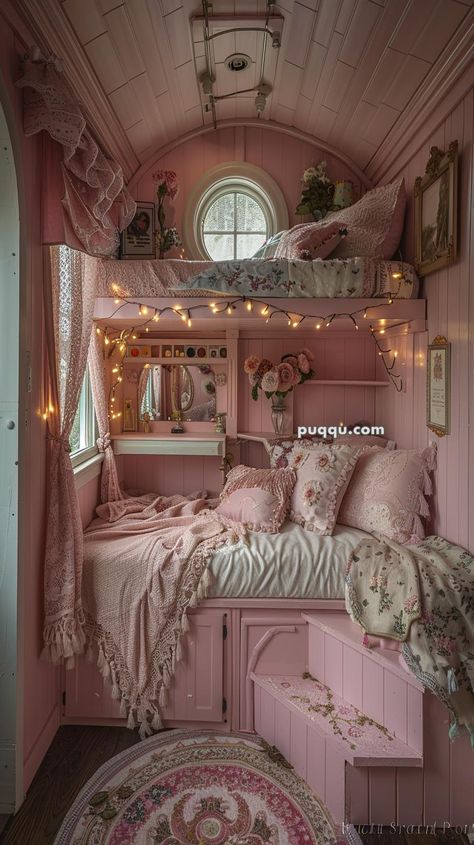 25 Adorable Reading Nooks for Cabin Retreats Winter Decorating Ideas, Make Your Home Cozy, Winter Decorating, Home Cozy, Reading Nooks, Reading Nook, Winter Decor, Nook, Decorating Ideas