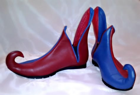 Custom designed Jester Boot with curled toe Jester Boots, Jester Clothing, Pointy Boots Outfit, Jester Shoes, Medieval Jester, Jester Outfit, Clowncore Aesthetic, Royal Costume, Jester Costume