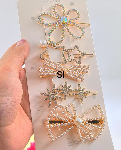 Just rs 390+ship...otekd.... Korean and Japanese fashion hair clips and accessories Korean Fashion Accessories, Cute Hair Clips Korean, Japanese Hair Clips, Korean Clips, Hair Accessories Korean, Korean Hair Accessories, Kawaii Hair Clips, Hair Tie Accessories, Hair Necklace