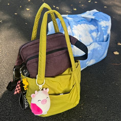 hello i got places to be 🏃‍♀️ ⇢ baggu standard fanny pack in raisin ⇢ baggu mini cloud in lemongrass ⇢ baggu carry on cloud in clouds #baggu #baggubag #wimb #whatsinmybag #baglovers @baggu #whatsinmybaggu #baggugirl #bagguandyou #baggubesties #bagguinuse #bagguinthewild #bagguraisin #baggulemongrass #bagguclouds Baggu Crescent Bag, Baggu Cloud Bag, Baggu Crescent Bag Decorated, Baggu Small Crescent Bag, Baggu Horizontal Duck Bag, Baggu Standard Bag, Baggu Mini Nylon Shoulder Bag, Baggu Bags, Pretty Tote Bags