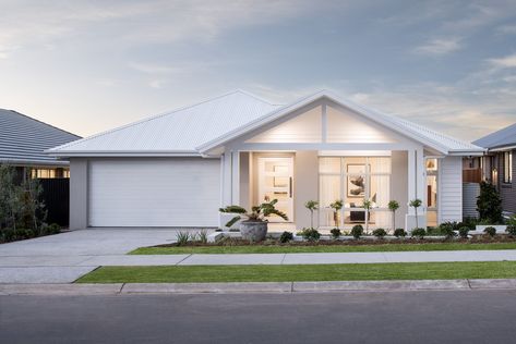 Light and Bright Dover White Roofing Hamptons Facade, Hamptons Interior Design, Colorbond Roof, Hamptons Interior, Range Tile, Street Appeal, Weatherboard House, White Exterior Houses, Dover White