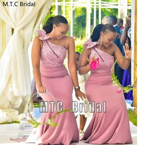 Bridal Maids Dresses, Bridesmaid Dresses Lace, Bridal Maids Dresses Style African, Maid Of Honor Dress Short, Bridesmaids Gowns, Maid Of Honor Gown Elegant, Maid Of Honor Outfit, Latest Chief Bridesmaid Dresses Nigerian, African Bridesmaid Dresses Design