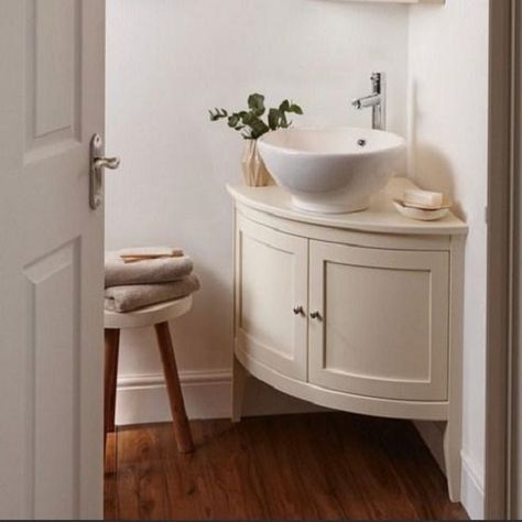 Corner Half Bathroom Ideas, Corner Sink Bathroom Ideas, Corner Sink Cabinet, Sinks For Small Bathrooms, Bathroom Corner Sink, Corner Bathroom Sink Ideas, Bathroom Corner Vanity, Corner Bathroom Sinks And Vanities, Small Corner Vanity