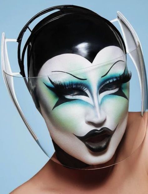 Gottmik Instagram New Feature, Drag Make-up, Makeup Magazine, Drag Queen Makeup, Drag Makeup, Queen Makeup, Goth Makeup, Stage Makeup, Clown Makeup