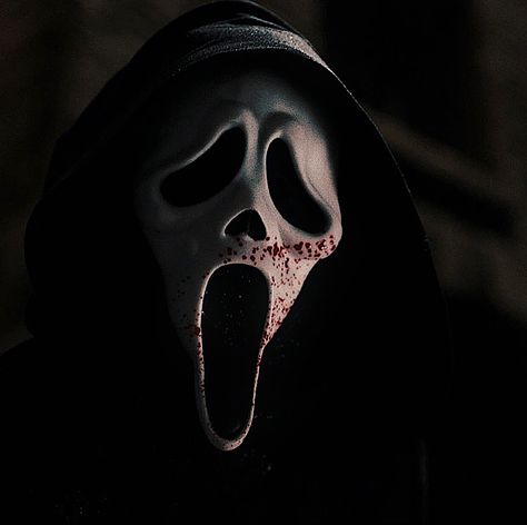 GHOSTFACE Stu Scream Costume, Scream 6 Wallpaper Iphone, Ghost Face Icon, Demon Ghostface, Scream Widget, Scream Ghostface Aesthetic, Scream Pics, Aesthetic Ghostface, Ghostface Scream Vi