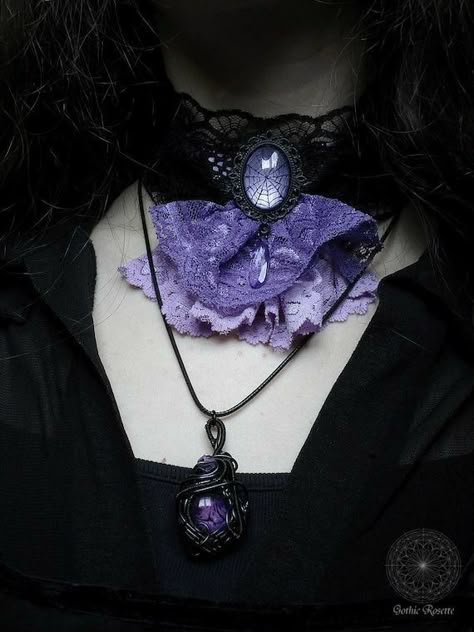 Gothic Hairstyle, Bold Hairstyles, Victorian Choker, Vampire Necklace, Purple Goth, Goth Princess, Purple Gothic, Agatha Harkness, Witch Moon