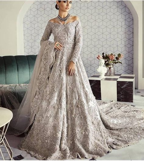 Lubna saboor on Instagram: “We make all outfits on order and deliver . we have booking office in Rawalpindi Pakistan near rabi center.For discussion,order and details…” Mira Duma, Walima Dress, Desi Wedding Dresses, Asian Wedding Dress, Asian Bridal Dresses, Bridal Dresses Pakistan, Pakistani Wedding Dress, Ghagra Choli, Pakistani Bridal Dresses