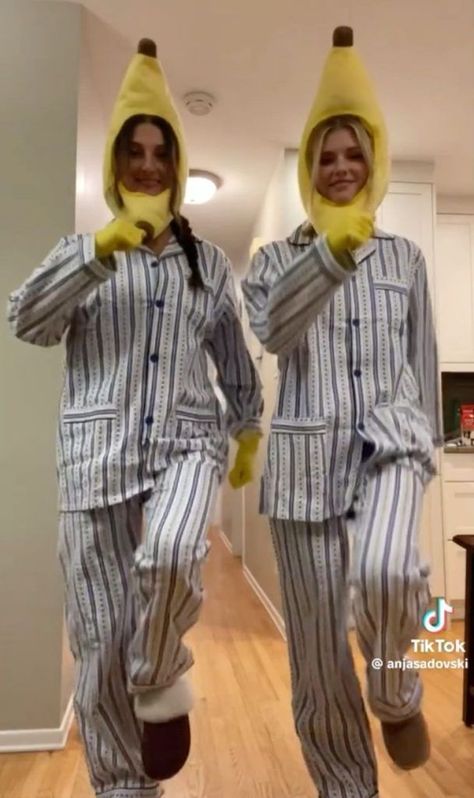 ✅⬆️CLICK⬆️LINK Shop🎃 . #Halloween_Nail_Design #Halloween_Costume_Ideas_For_Friends #Bananas_In_Pyjamas_Costume #Costume_Ideas_For_Friends Cosplay With Friends, Bananas In Pyjamas Costume, Costume Ideas For Friends, Halloween Costume Friends, Partner Halloween Costumes, Banana In Pyjamas, Friend Costumes, Matching Halloween Costumes, Classic Halloween Costumes