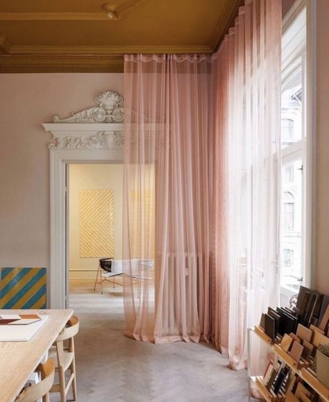 Pink Sheer Curtains, Childrens Curtains, Casa Vintage, Curtains Living, Bedroom Wardrobe, Apartment Inspiration, Interior Inspo, Curtains Living Room, House Inspiration