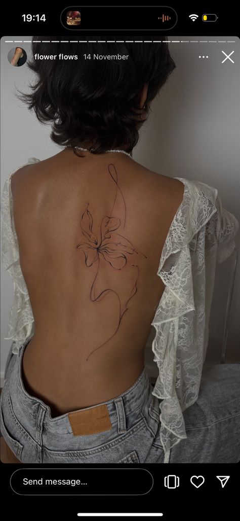 Scattered Back Tattoos Women, Tattoos Neda Flower, Dainty Flower Back Tattoo, Flower Back Tattoo, Dainty Flower Tattoos, Flower Tattoo On Side, Flower Tattoo Back, Side Tattoos, Back Tattoo Women