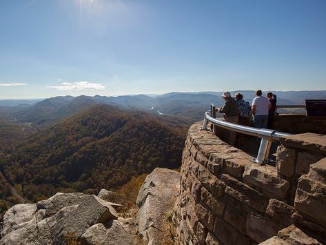 There's Only One...Cumberland Gap.Cumberland Gap National Park has a lot to offer: rich history, spectacular scenery, impressive vistas, unique geologic sandstone formations, magnificent underground caverns, and abundant and diverse plant and animal life. Tour Hensley Settlement and experience what life was like in a 20th century mountain community. Explore Gap Cave with a ranger and learn about the formation of the cave system. Walk in the footsteps of Native Americans, early settlers and Civi Cumberland Gap National Park Kentucky, Cumberland Gap National Park, Things To Do In Kentucky, Newport Aquarium, Louisville Slugger Museum, Spring Break Getaways, Midwest Vacations, Mountain Community, Cumberland Gap