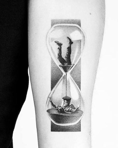 Men Tattoo Quotes, Body Painting Art, Art Tattoo Ideas, Surreal Tattoo, Hourglass Tattoo, Men Tattoo, Meaningful Tattoos For Women, Tattoo Ideas For Men, Modern Tattoos