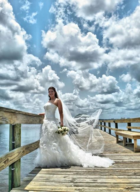 Beautiful wedding photo on pier Cloudy Wedding, Scene Ideas, Wedding Bridesmaids Dresses Blue, Beautiful Beach Wedding, Photos Poses, Bridal Pictures, Wedding Pic, Beach Wedding Photos, Pics Ideas