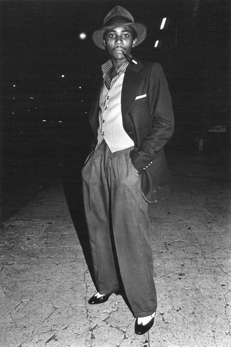 1940s Zoot Suit History & Buy Modern Zoot Suits 1940s Mens Fashion, Estilo Cholo, Zoot Suit, Black Glamour, By Any Means Necessary, Vintage Black Glamour, African American History, Mode Vintage, Mode Inspiration