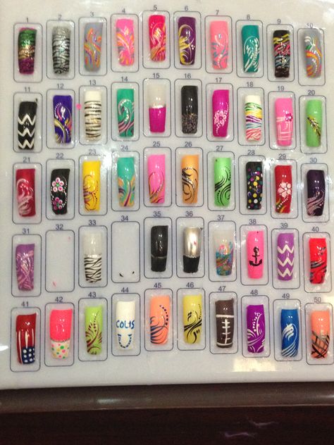 2000s Nail Art Board, Old School Nail Designs 90s, 90s Inspired Nails, 90s Nail Art, 90s Nails, Retro Nails, Fancy Nails Designs, Exotic Nails, Pretty Gel Nails