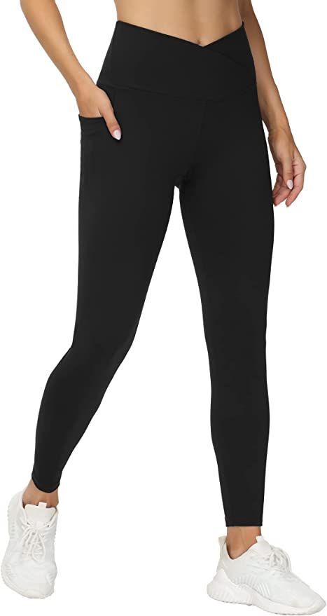 Black Leggings Casual, Gym People, Cross Leggings, Running Yoga Pants, Leggings Outfit Casual, Black Leggings Outfit, Leggings Outfits, Perfect Leggings, Yoga Pants With Pockets