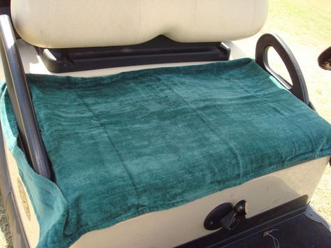 Golf Cart Towel Seat Cover | Home Portable Golf Cart Seat Cover I need a pattern for this cover! Golf Cart Enclosures, Golf Cart Decorations, Diy Golf, Golf Cart Covers, Golf Cart Seat Covers, Golf Ball Crafts, Trendy Golf, Gas Golf Carts, Golf Cart Seats