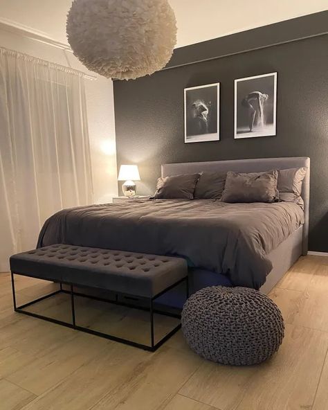 Antracit Bedroom Ideas, Dark And Light Grey Bedroom, Dark Grey Modern Bedroom, Dark Grey Bedroom Inspirations, Dark Grey Room Ideas Bedroom Aesthetic, Bedroom Ideas Dark Grey Bed, Bedroom Inspo Grey Bed, Grey And Black Room Bedroom Ideas, Dark Grey And Black Bedroom