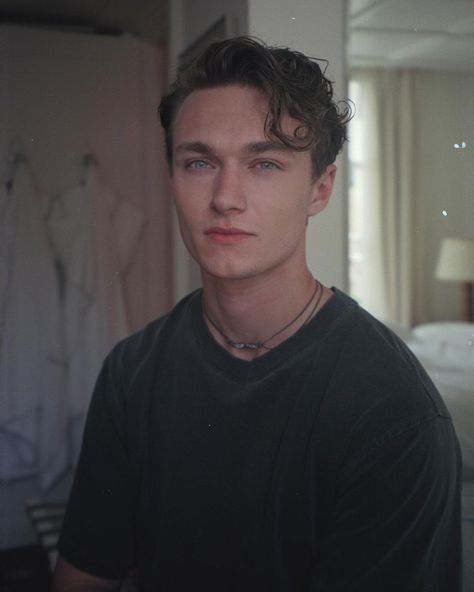 Harrison Osterfield, Everything Stays, Attractive Guys, Attractive People, Man Crush, Tom Holland, News Games, Celebrity Crush, Actors & Actresses