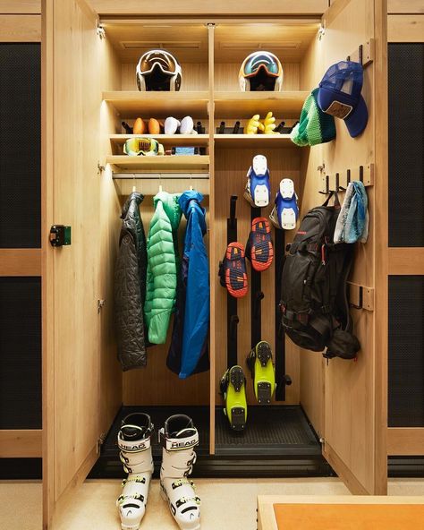 Caldera House on Instagram: “A skier's dream. Our Alpine Club provides a generously sized locker complete with boot and glove dryers, interior lighting and plenty of…” Ski Mudroom, Ski Mud Room, Clb Architects, Outdoor Gear Storage, Ikea Pax Closet, Ski Locker, Gear Room, Ski Room, Drying Room