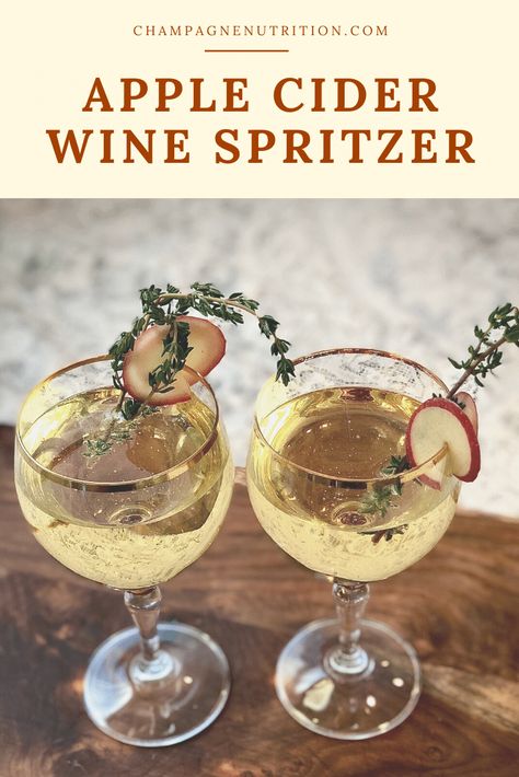 Apple Cider Wine Spritzer - a simple, healthy cocktail Types Of White Wine, Cider Wine, Vegan Cocktails, White Wine Spritzer, Cider Cocktail, Apple Cider Cocktail, Simple Cocktail, Wine Spritzer, Healthy Cocktails