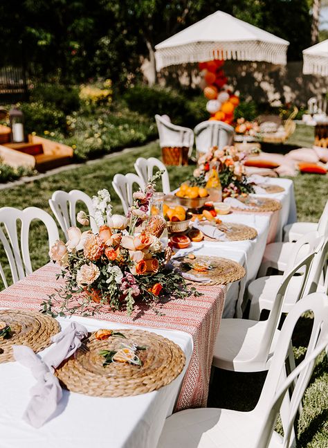 For a gal who loves bright colors and boho details, this orange citrus bridal shower is just the thing! This couldn't be more true of the adorable bride-to-be whose bridesmaids took a few of her favorite things and showered her with the perfect party. Sunset Bridal Shower Ideas, Bohemian Bridal Shower Ideas, Citrus Theme, Bridal Shower Themes, Bohemian Bridal Shower, Bridal Shower Inspo, Orange Citrus, Bridal Shower Inspiration, Shower Outfits