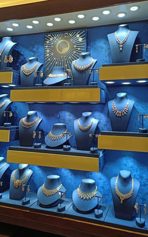 Jwellery Shops Interior, Jewelry Showroom Interiors, Luxury Jewelry Store Interior, Jewellery Shop Interior Design, Bedroom Back Wall Design, Bedroom Back Wall, Back Wall Design, Jewelry Wall Display, Jewelry Display Booth