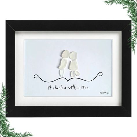 Frame Anniversary Gift, It Started With A Kiss, Rock Pictures, Sea Gifts, Sea Glass Colors, Beach Glass Art, Sea Glass Crafts, Coastal Charm, Couples Gift