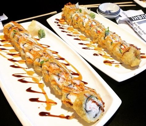 Types of Sushi Rolls: Description with Photos California Sushi Rolls, Philadelphia Roll, Types Of Sushi Rolls, Dragon Sushi, Cooked Sushi Recipes, Fried Sushi, Sushi Recipes Homemade, Dessert Sushi, Sushi Roll Recipes