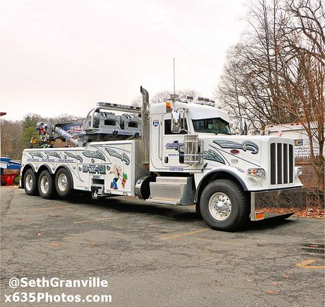 Empire State Towing & Recovery | 2007 Peterbilt 389/Century … | Flickr Heavy Wreckers, White Plains New York, Towing And Recovery, Peterbilt 389, Rescue Vehicles, Peterbilt Trucks, White Plains, Big Rig Trucks, Dump Trucks