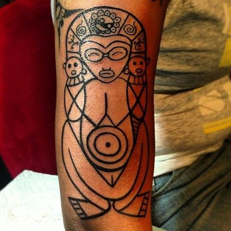 The Taino in Dominican Republic Their History and Life Taino People, Dr Tattoo, Taino Tattoos, Indian Tattoos, Tattoo 2017, Taino Symbols, Taino Indians, Poseidon Trident, Favorite Tattoos